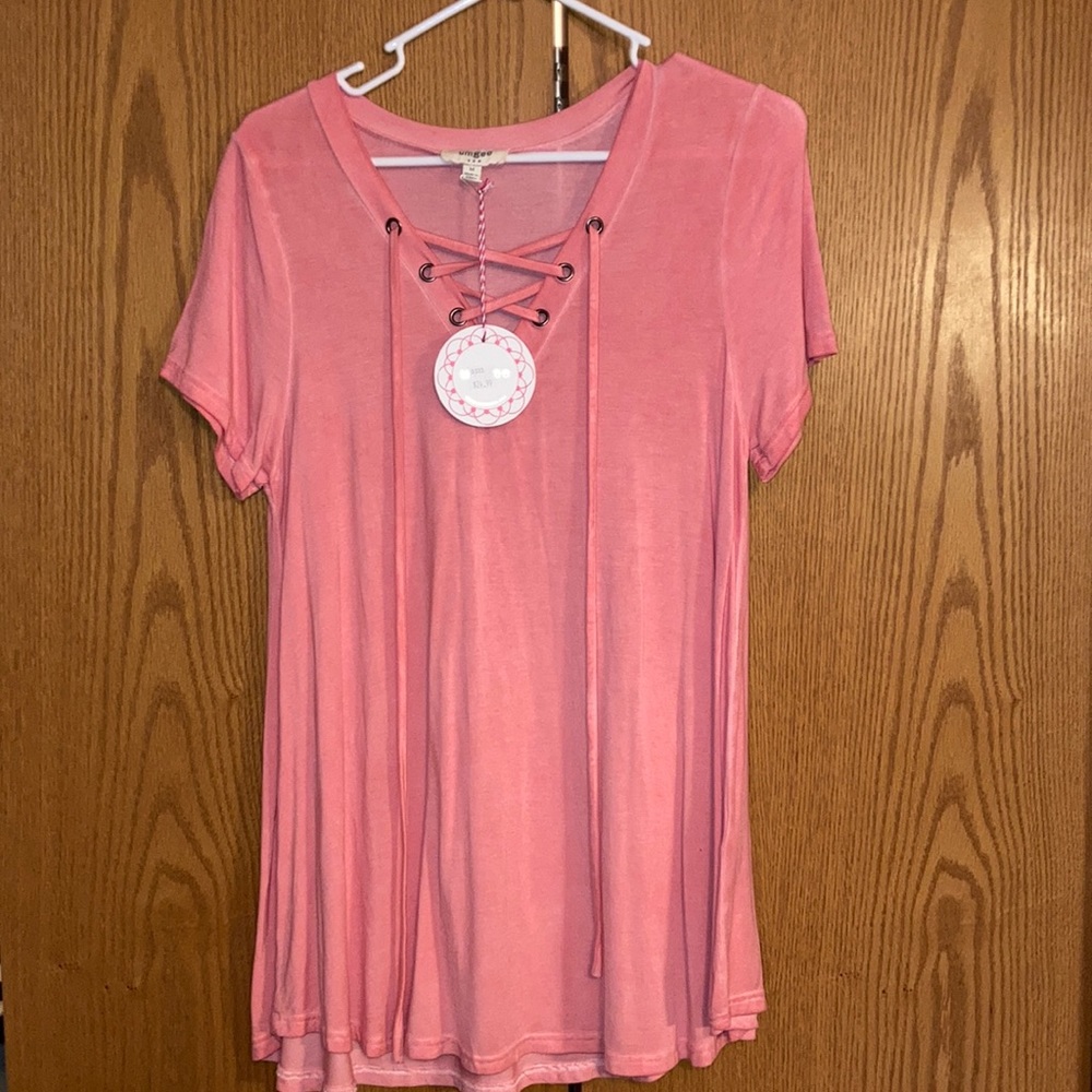 Cross neck tee
